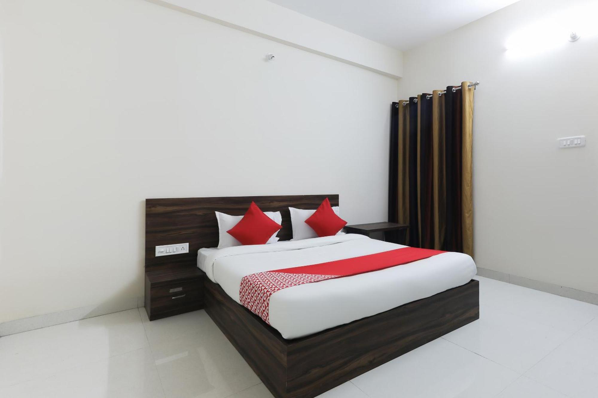 Hotel O La Flora Indore Buitenkant foto