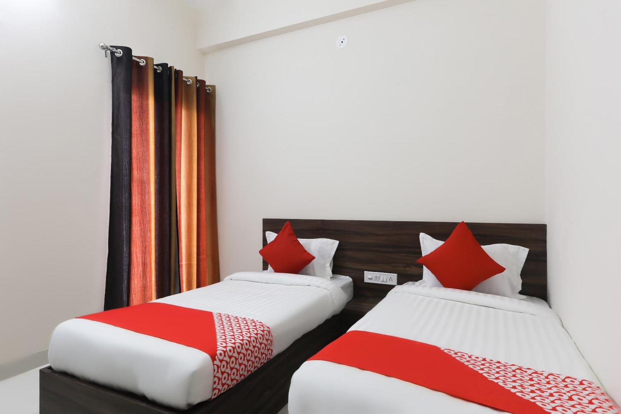 Hotel O La Flora Indore Buitenkant foto