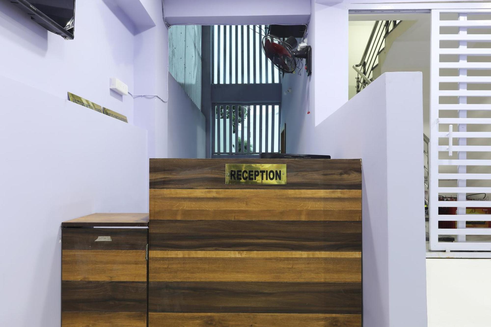 Hotel O La Flora Indore Buitenkant foto